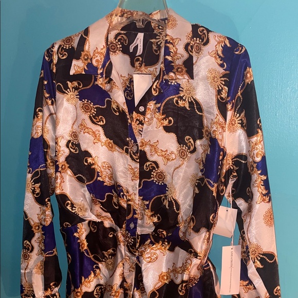 Elegant Blue and Gold Patterned dress - Picture 3 of 14